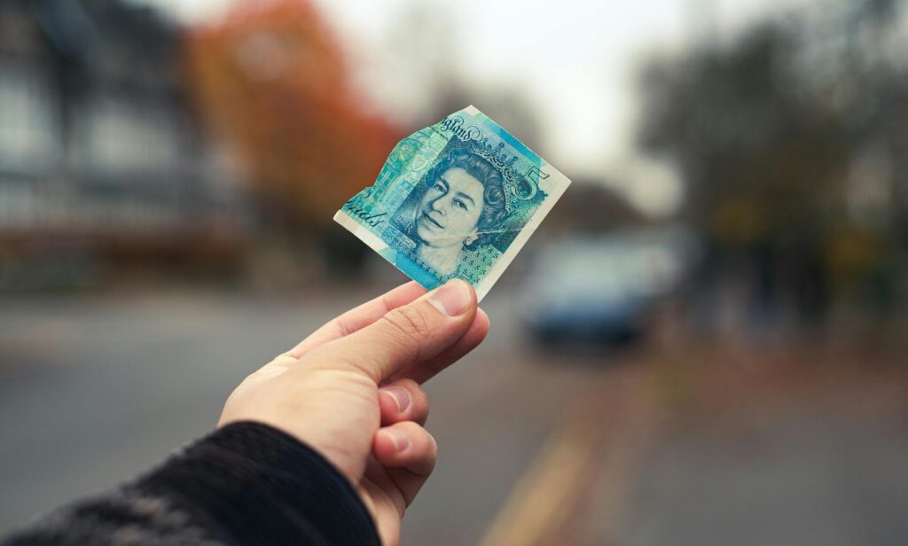 Severance Pay Explained Know Your Rights & Conditions Labour Laws UK